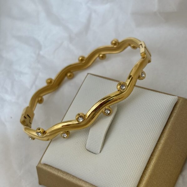 Bangle 02