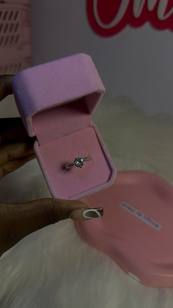 Ring 06